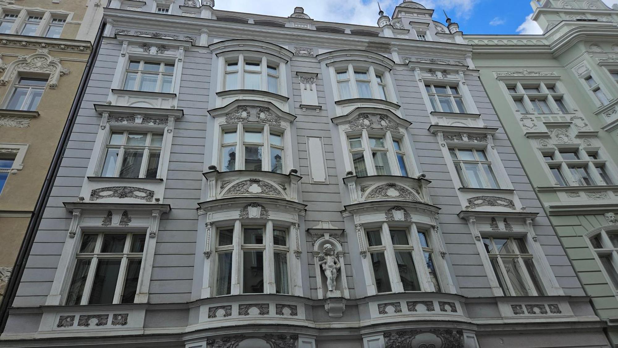 Decadent Art Deco Balcony Apartment In Old Town Πράγα Εξωτερικό φωτογραφία